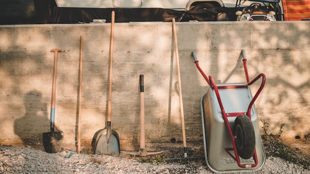 gardening tools