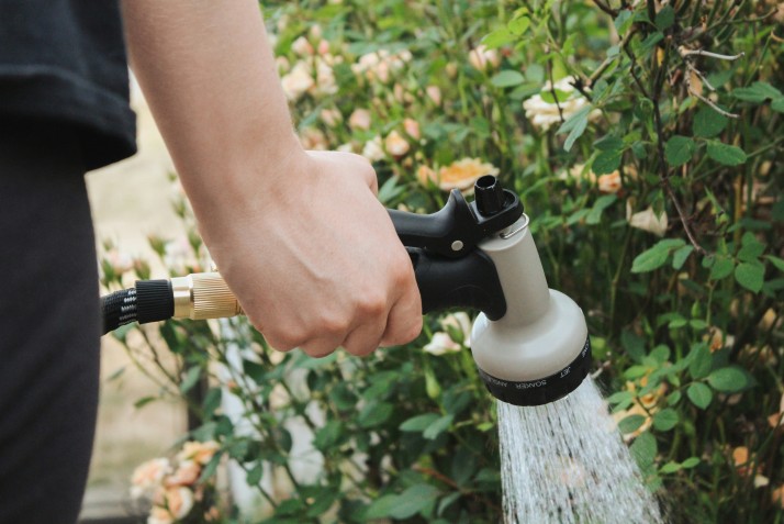 Modern Gardening water pipe